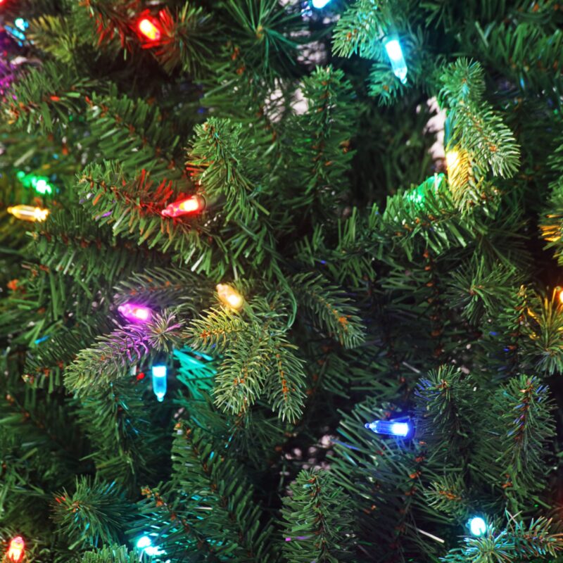 Alexa Enabled 6.5′ Prelit Artificial Christmas Tree – Green